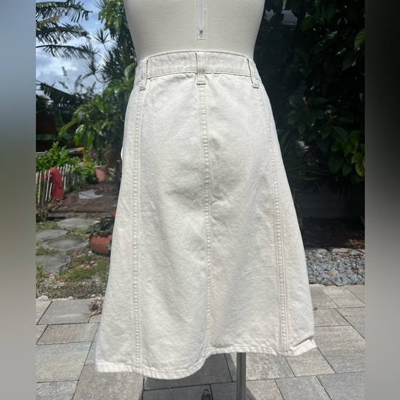 Draper James cream colored denim skirt - Picture 2 of 5